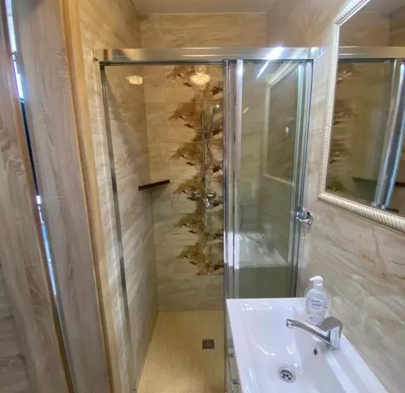 Majatalo Błękitna Laguna 2