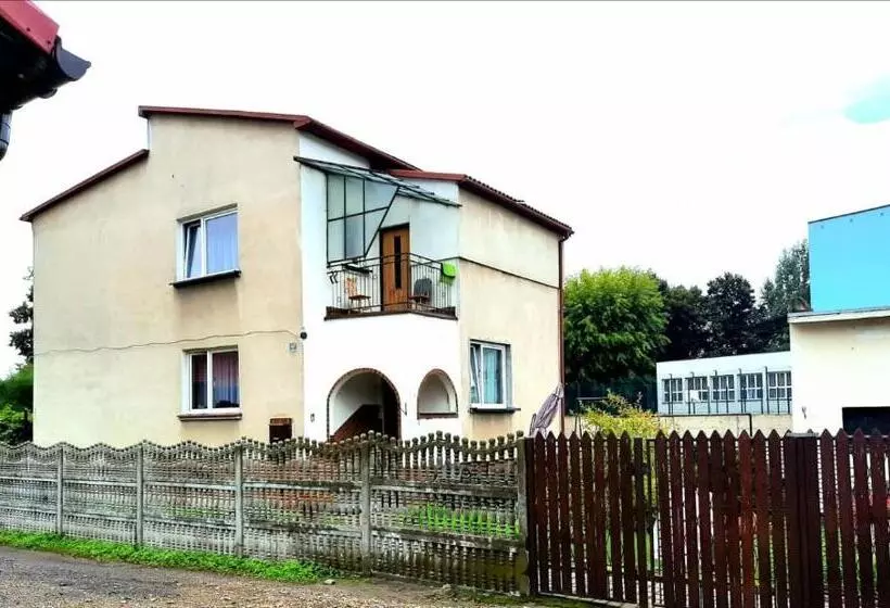 Majatalo Queens House