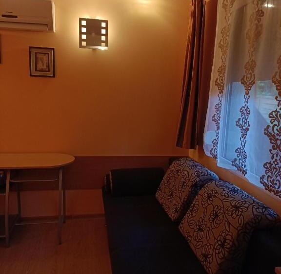 אתר נופש Vanilla Pokoje I Apartamenty Nad Brzegiem Jeziora