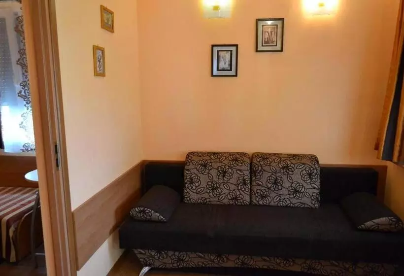 Lomakeskus Vanilla Pokoje I Apartamenty Nad Brzegiem Jeziora