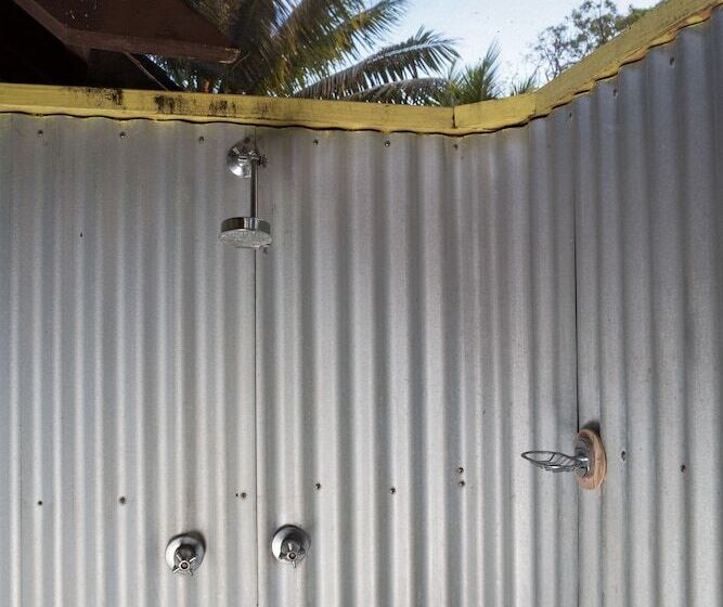 فندق صغير Funky Fish Beach & Surf Resort