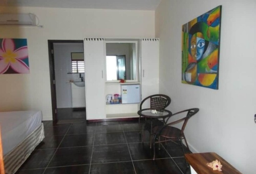 فندق صغير Funky Fish Beach & Surf Resort