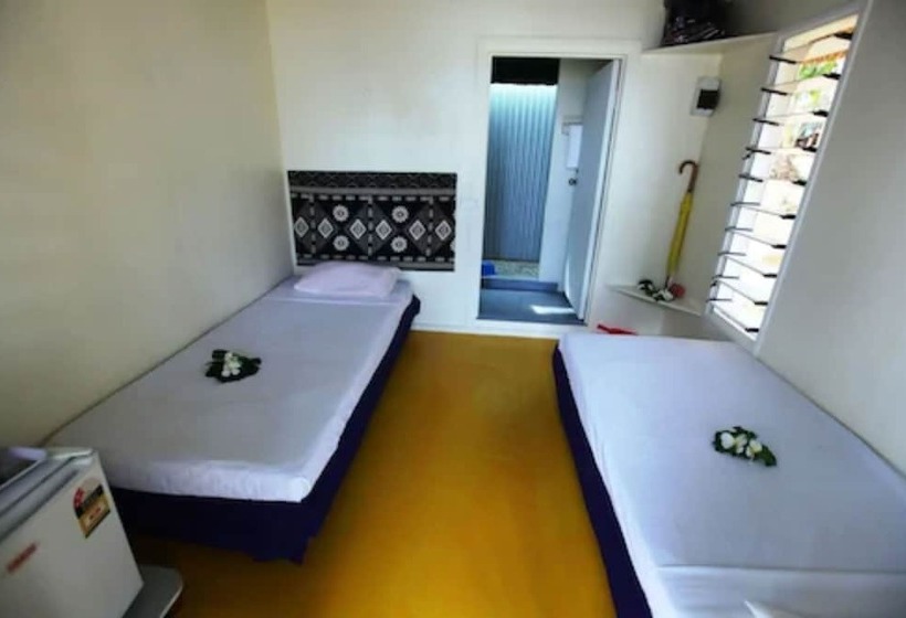 فندق صغير Funky Fish Beach & Surf Resort