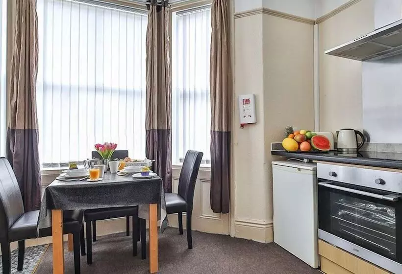 Chomley Holiday Flats