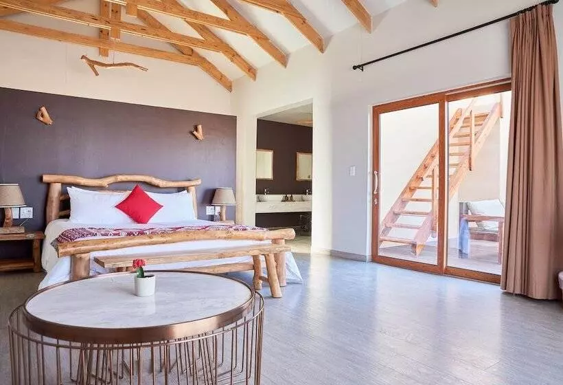 هتل Agama Lodge