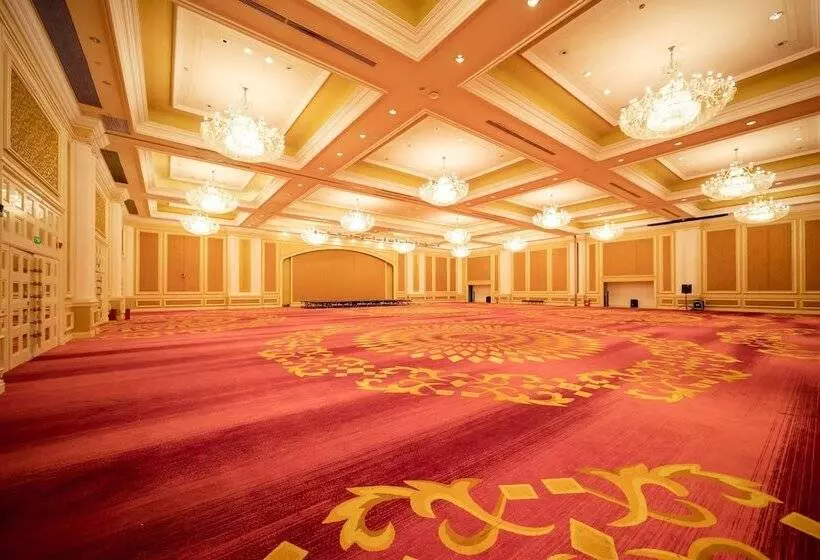 בית מלון כפרי Crowne Plaza Qingdao Ocean Spring Resort By Ihg