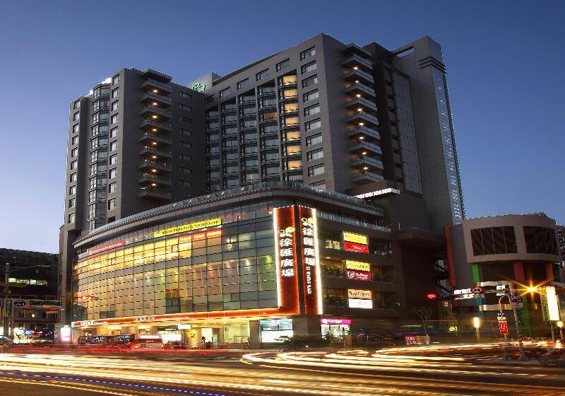 Park City Hotel   Luzhou Taipei