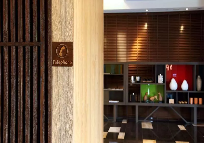 Park City Hotel Luzhou Taipei