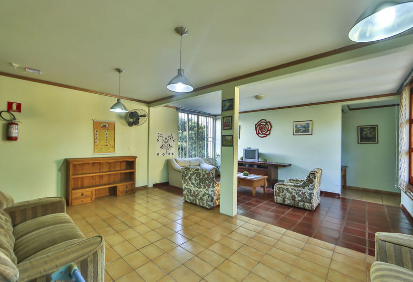 فندق Residencial E Pousada Evelina