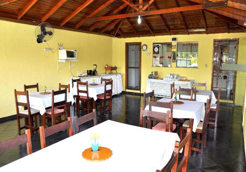 فندق Residencial E Pousada Evelina