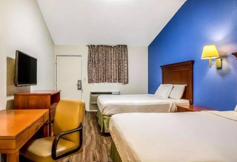 Отель Relax Inn