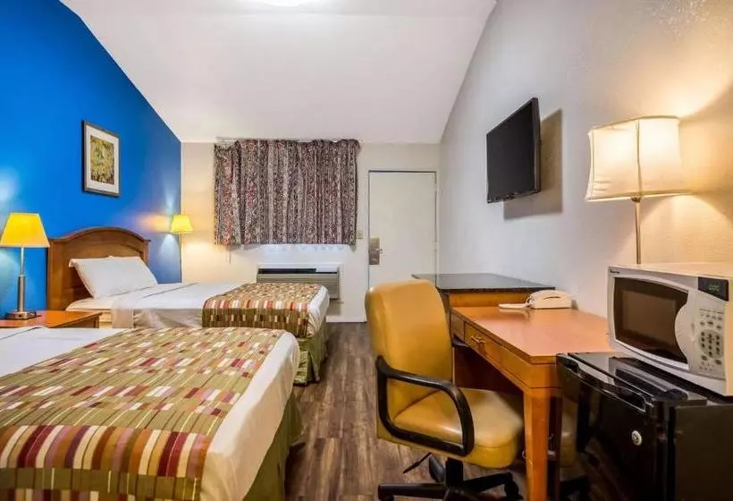 Отель Relax Inn