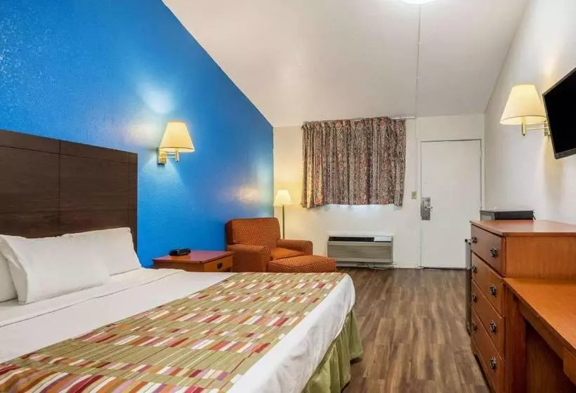 Отель Relax Inn