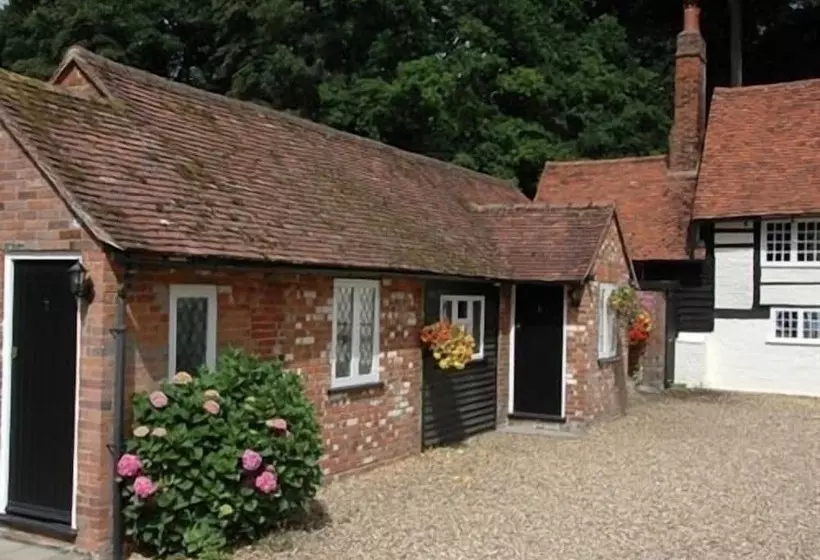 هتل The Brocket Arms