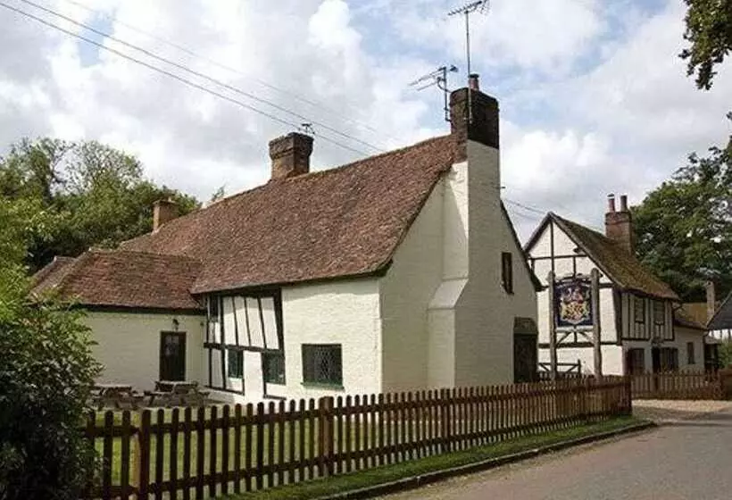 هتل The Brocket Arms
