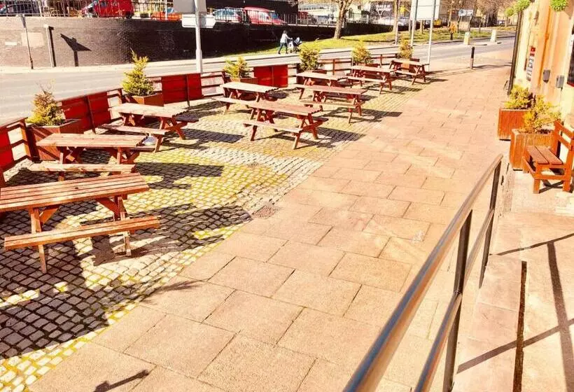 Hotel The Old Post Office Public House &