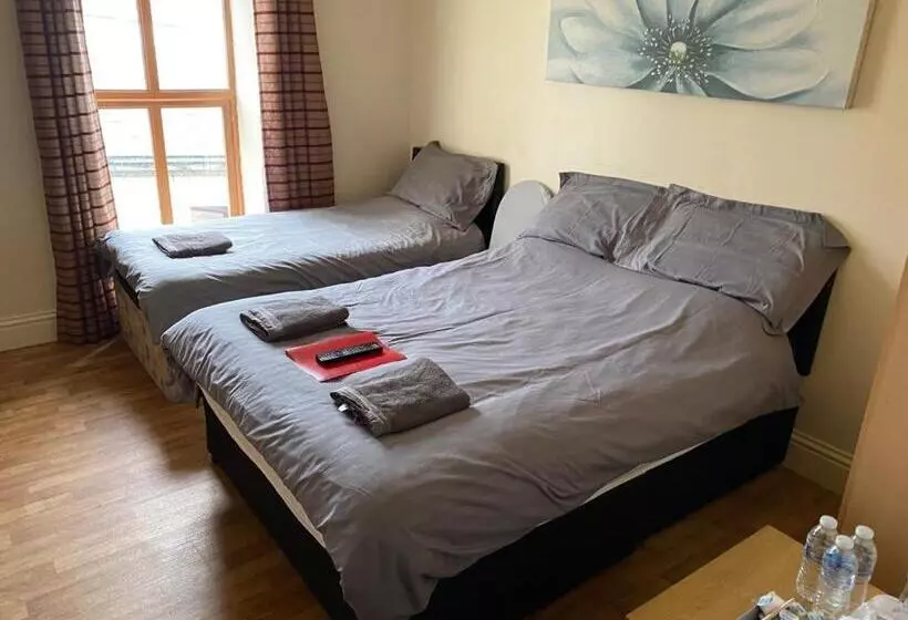 Hotel The Old Post Office Public House &