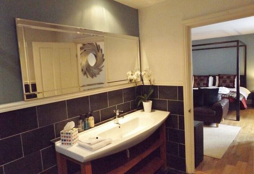 ホテル The Red Lion