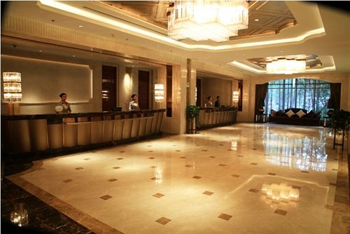 Hotelli Titan Central Park