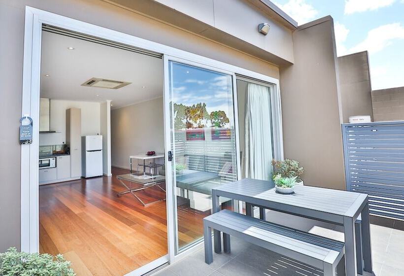 Indulge Apartments   Langtree