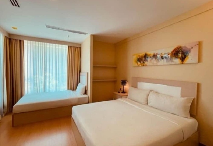 Jinhold Apartment Hotel Bintulu