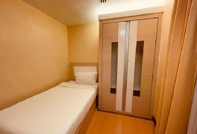 Jinhold Apartment Hotel Bintulu