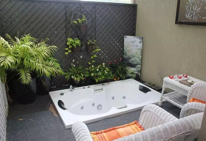 Nelson Bay Bed & Breakfast