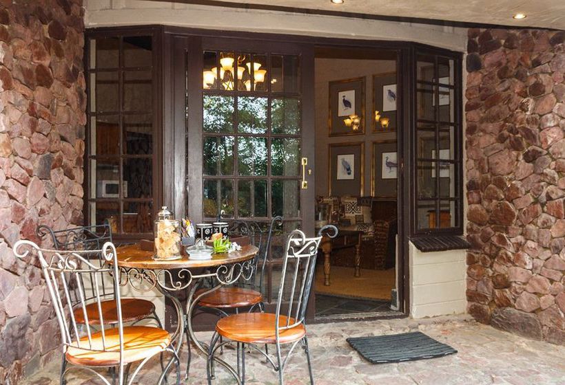 펜션 Birdsong Cottages