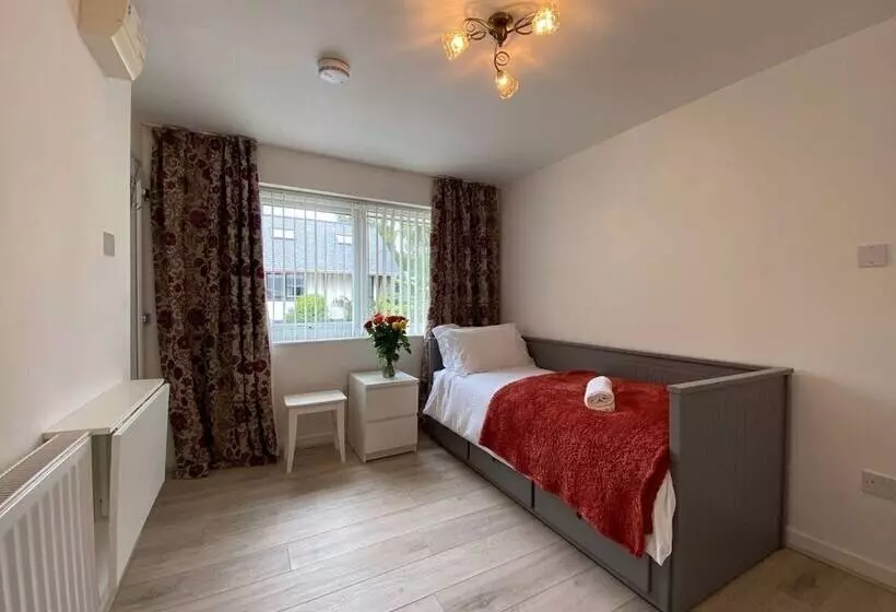 Пансион Snowdonia Mountain Lodge