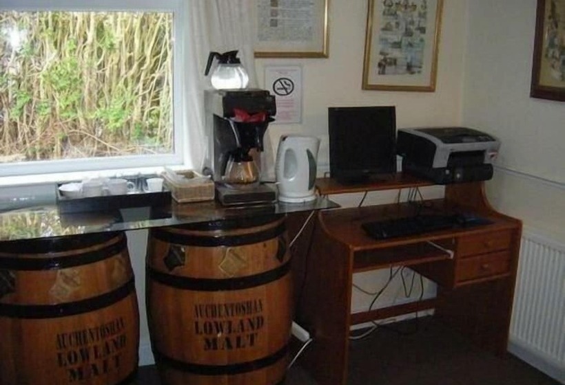 بنسيون St. Andrews Guest House