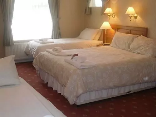 پانسیون The Cottage