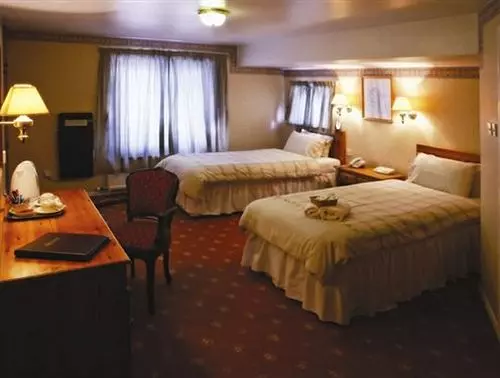 پانسیون The Cottage