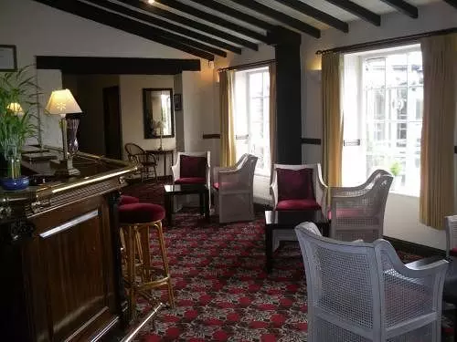 پانسیون The Cottage