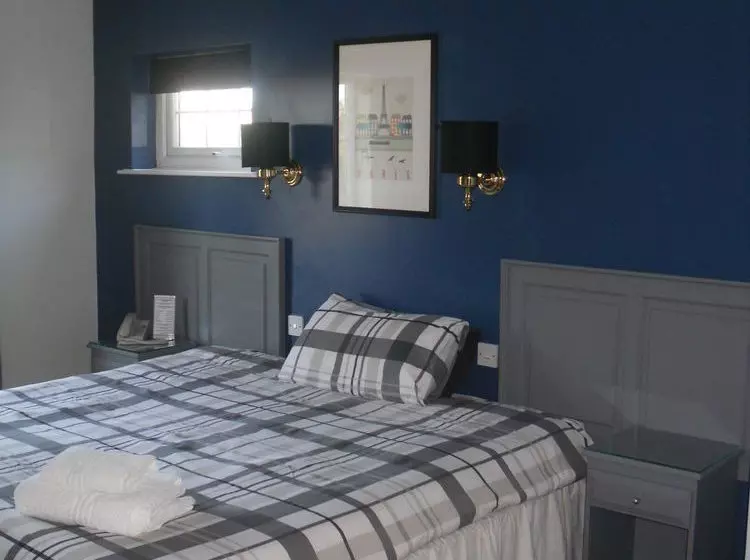 پانسیون The Cottage