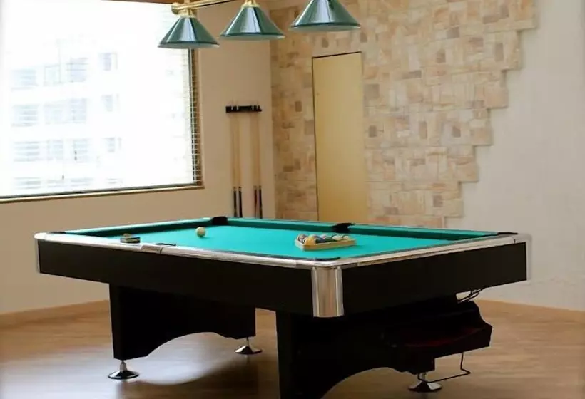 Savoy Suites Manesar