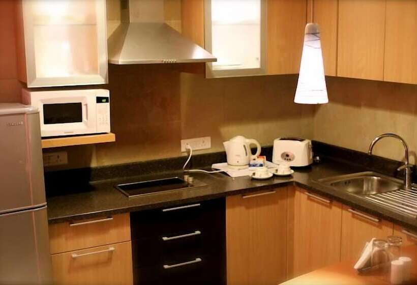 Savoy Suites Manesar