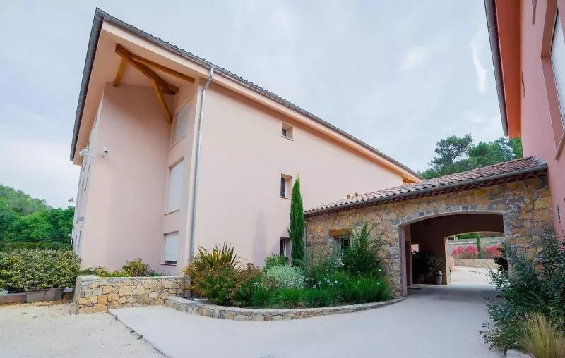 The Originals City, Hôtel Les Bastides Du Gapeau