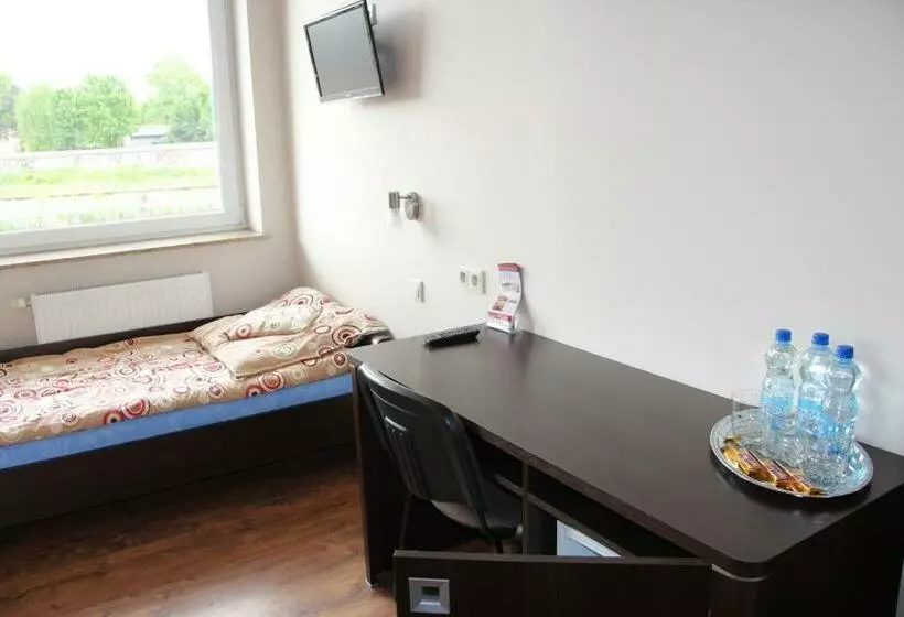 ユースホステル Baza Noclegowa Mistral