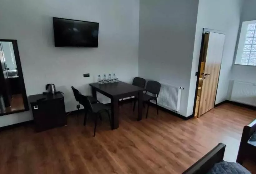 ユースホステル Baza Noclegowa Mistral