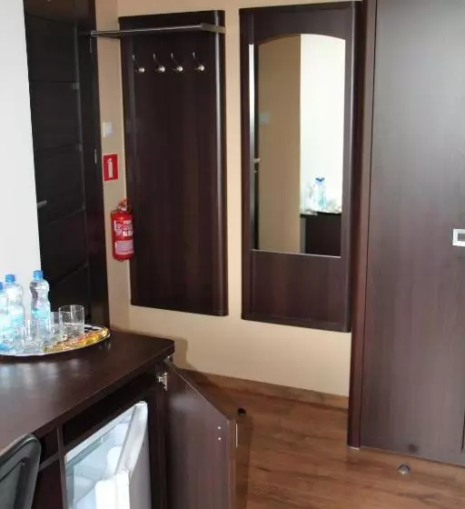 ユースホステル Baza Noclegowa Mistral