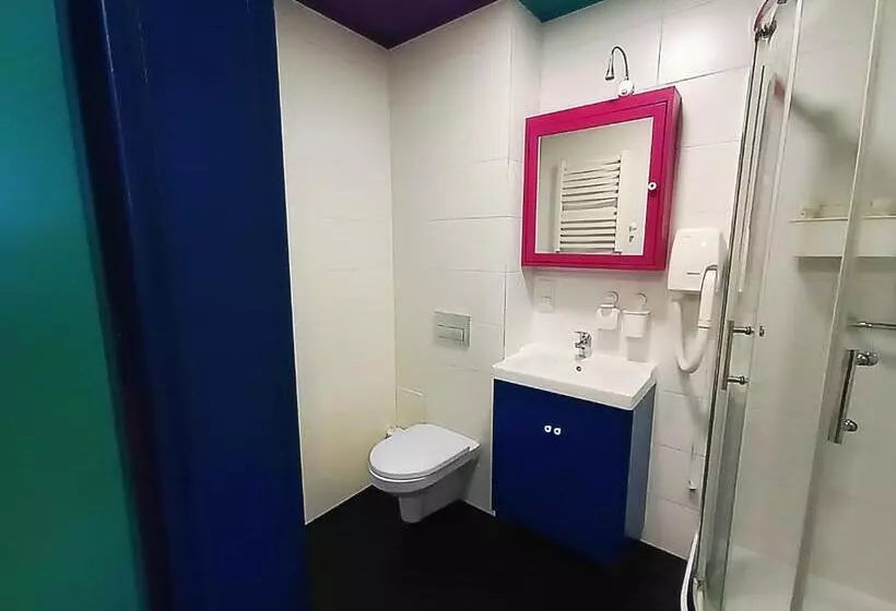 Retkeilymaja Good Times House