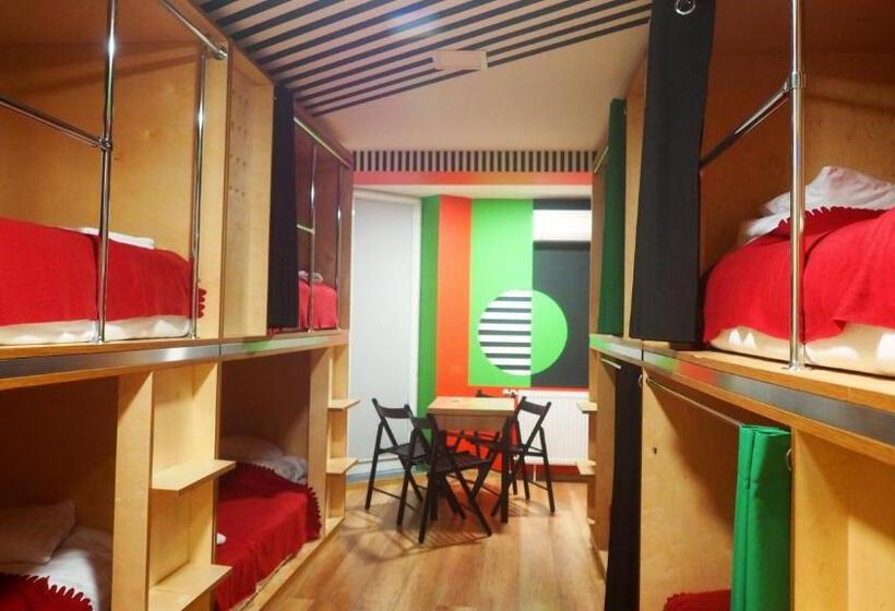 호스텔 Good Times House