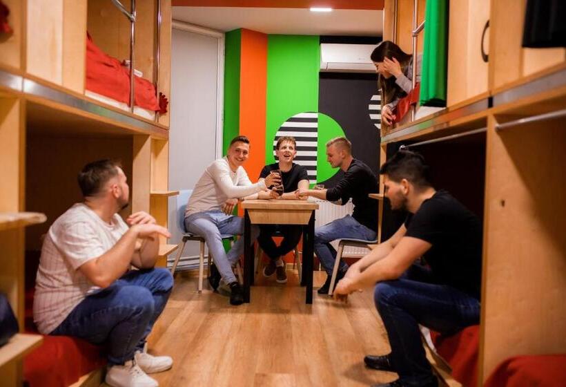 호스텔 Good Times House