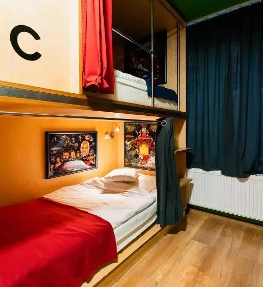 Retkeilymaja Good Times House