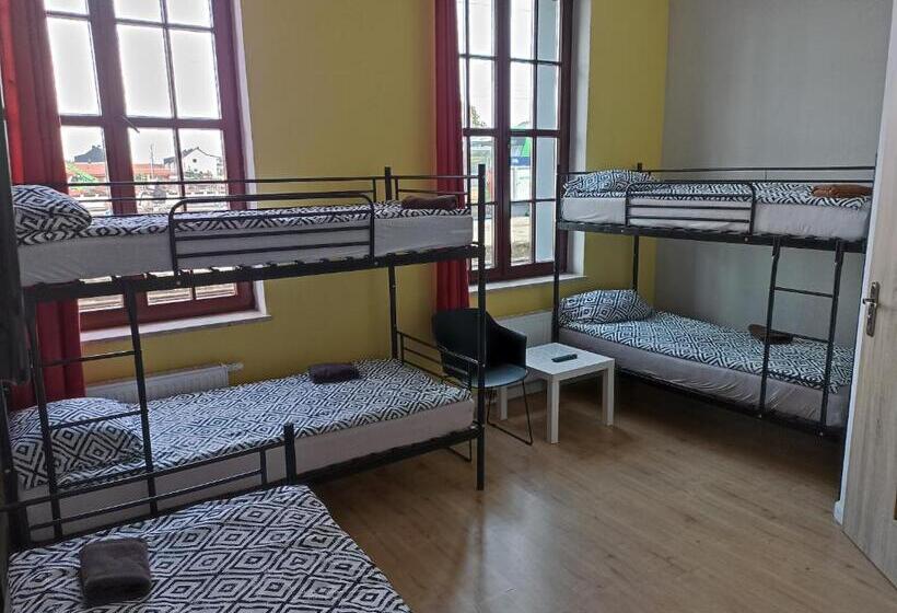 호스텔 Open Tours