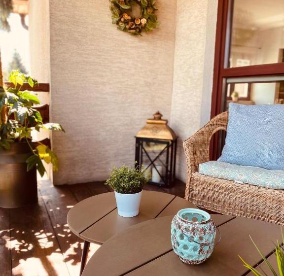 هاستل Restauracja Pensjonat Buda