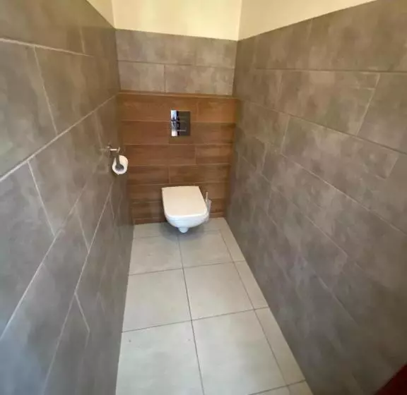 Retkeilymaja U Jędrusia