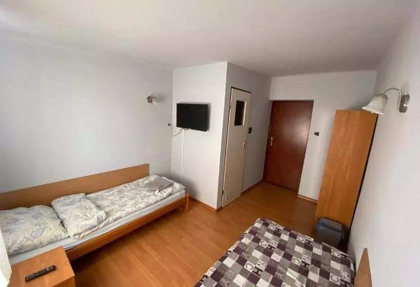 Retkeilymaja U Jędrusia