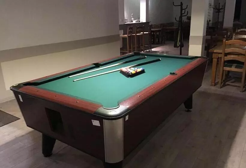 Retkeilymaja U Jędrusia