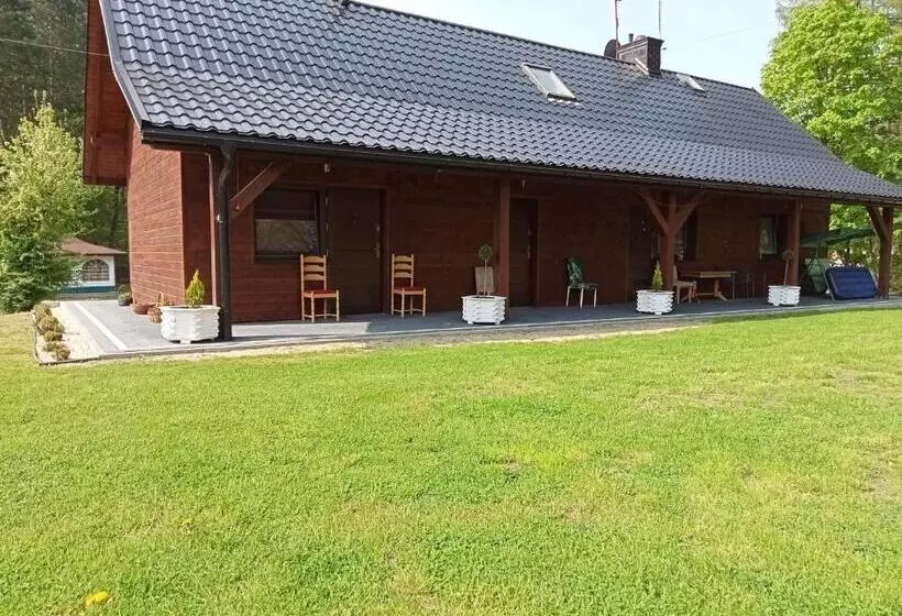 Retkeilymaja Zajazd Gawrysiówka